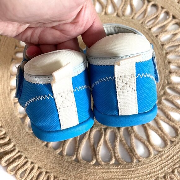 UGG Delta Blue Children's Sandals Size 12 - Picture 8 of 11